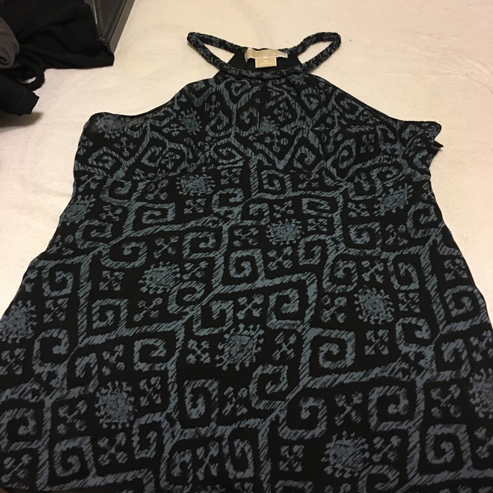 Michael Kors sleeveless top black w light grayish blue scalloped on bottom